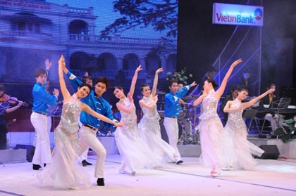 Art program to celebrate the 82nd anniversary of CPV - ảnh 1